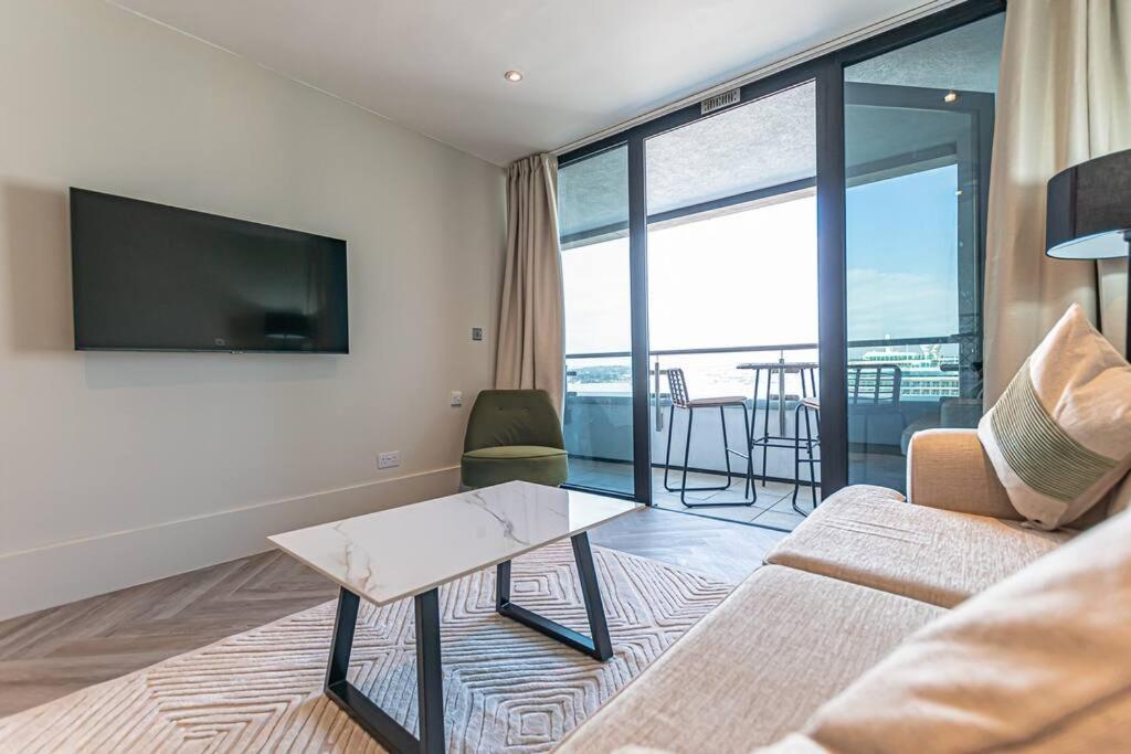 Open Balconey River View! Wow Liverpool Ngoại thất bức ảnh